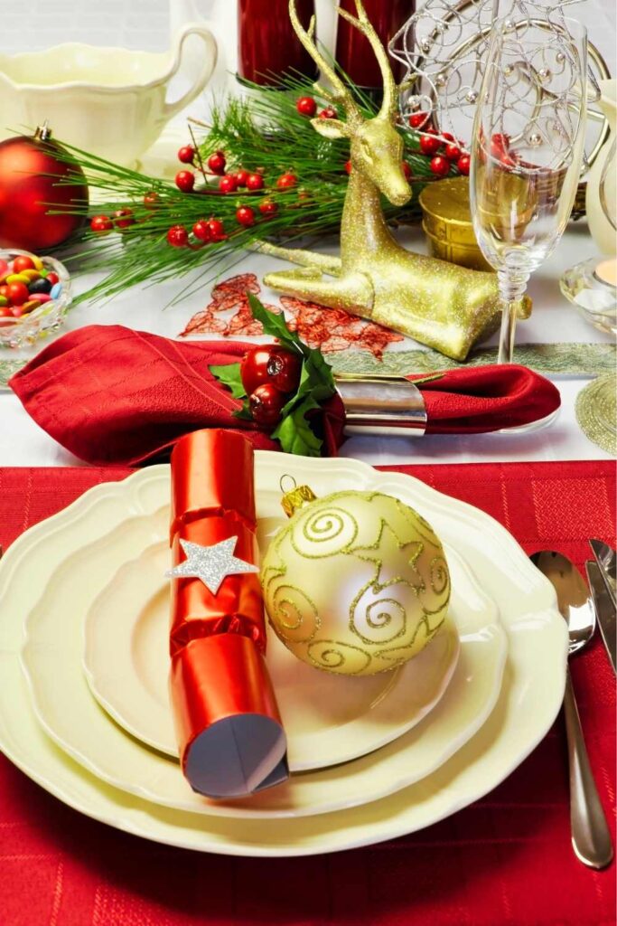 mesa posta natal dourado e vermelho (4)