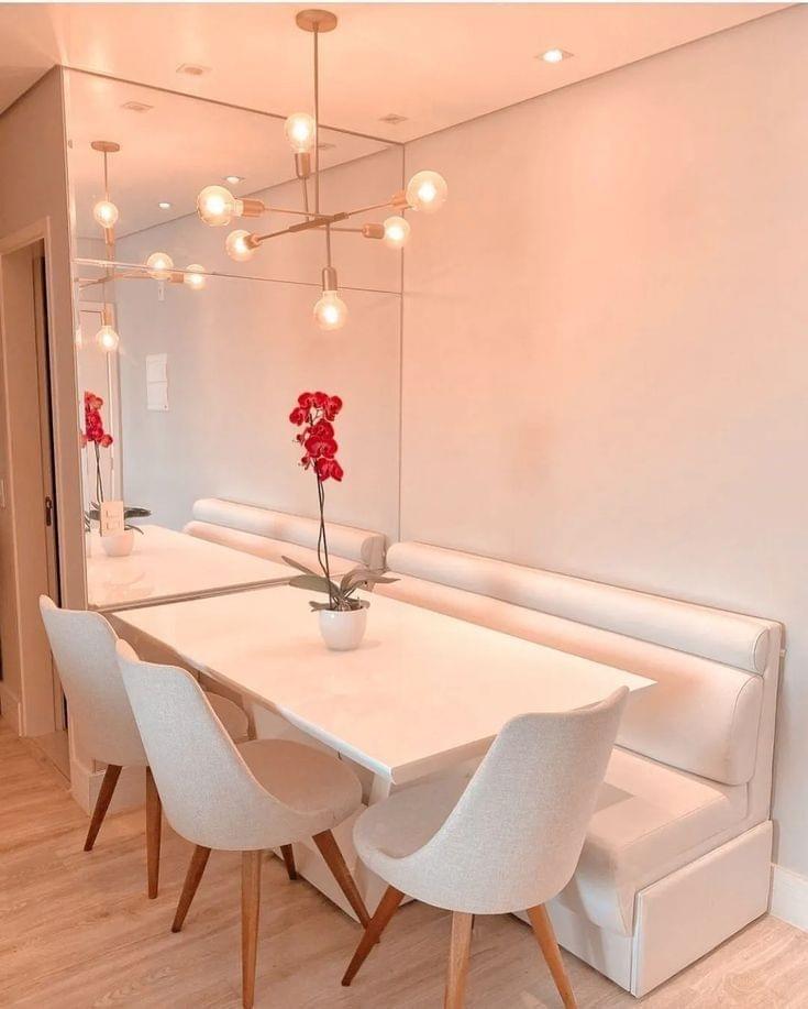 7 dicas para criar uma Decoração de Sala de Jantar Pequena com Espelho
